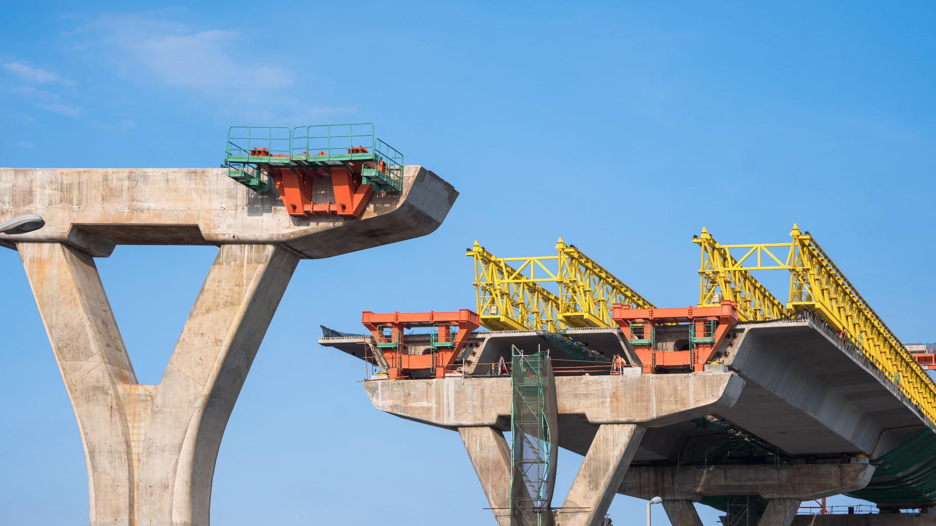 Montaje de infraestructura viaria