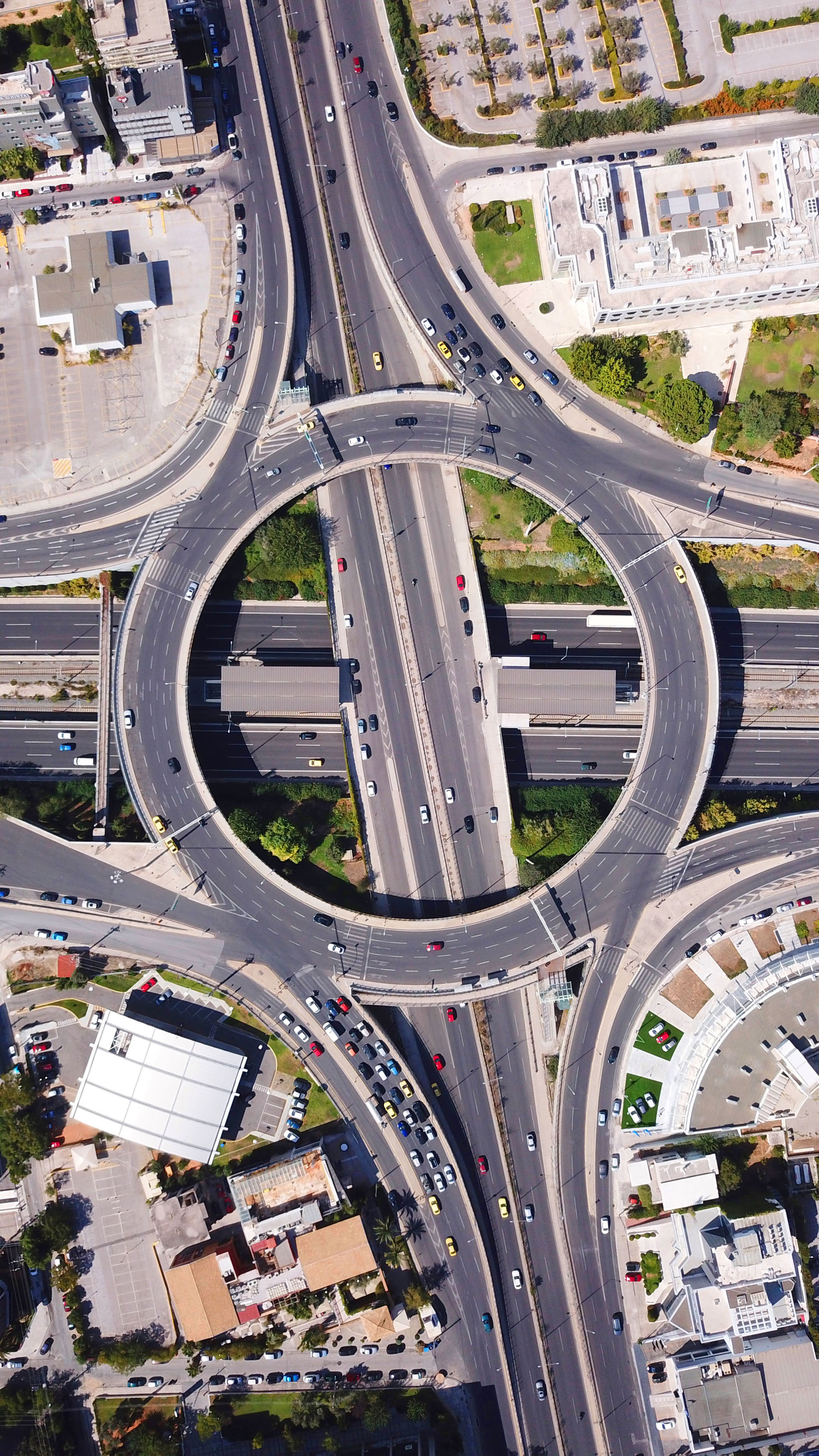 Autovía y enlace viario vista aérea